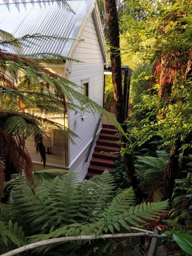 Tiny House In The Sky Hotel Dunedin Exterior photo